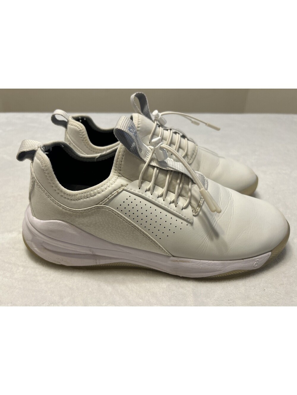 Clove Shoes Womens Size 9 Mens 7.5 White Slip On Comfort Nursing Work Sneakers